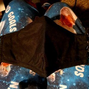 black cloth with an inter pocket mask